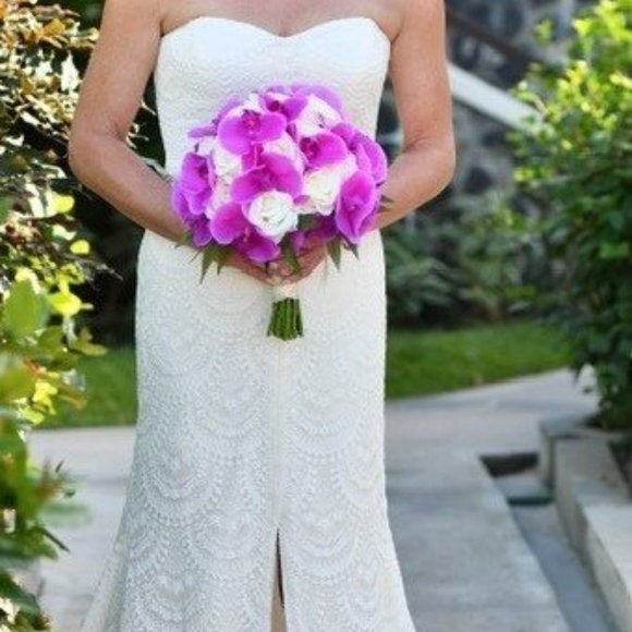 Wedding Dress - Altered to size 4-6 - Picture 1 of 3